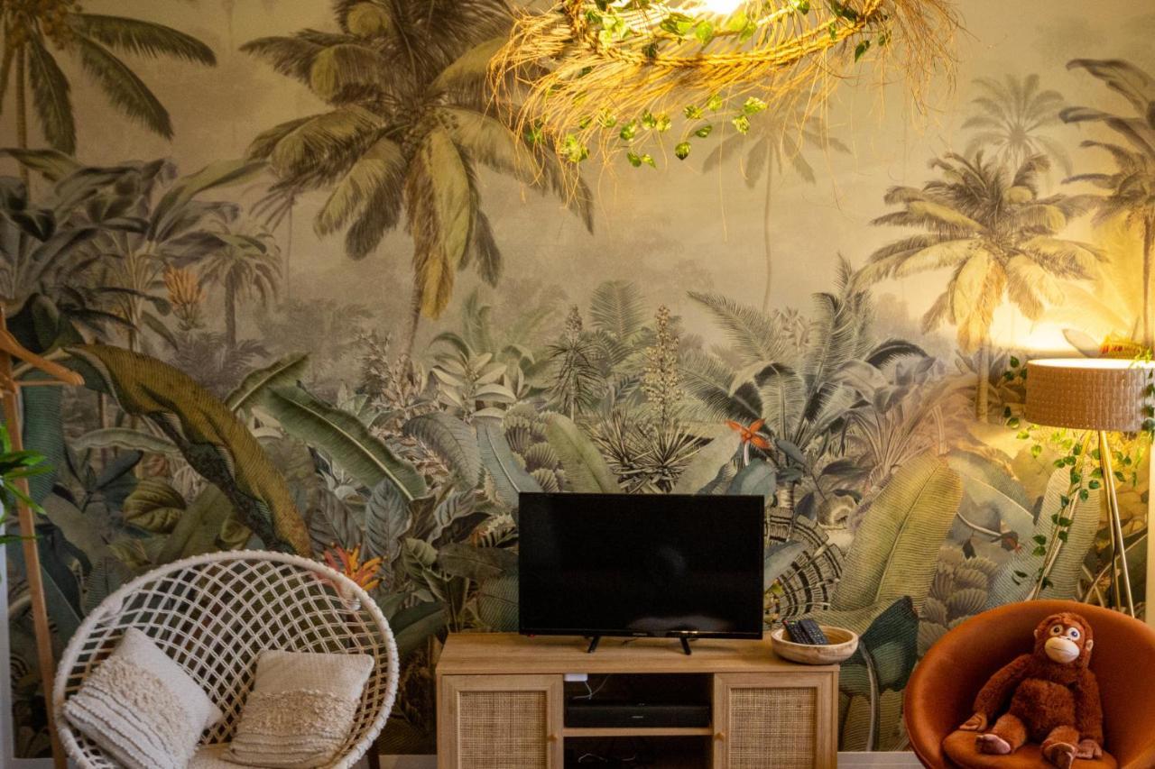 Suite Jungle - Jardin, Netflix Et Parking - Le Manoir Aux Pommes Orbec Exterior foto
